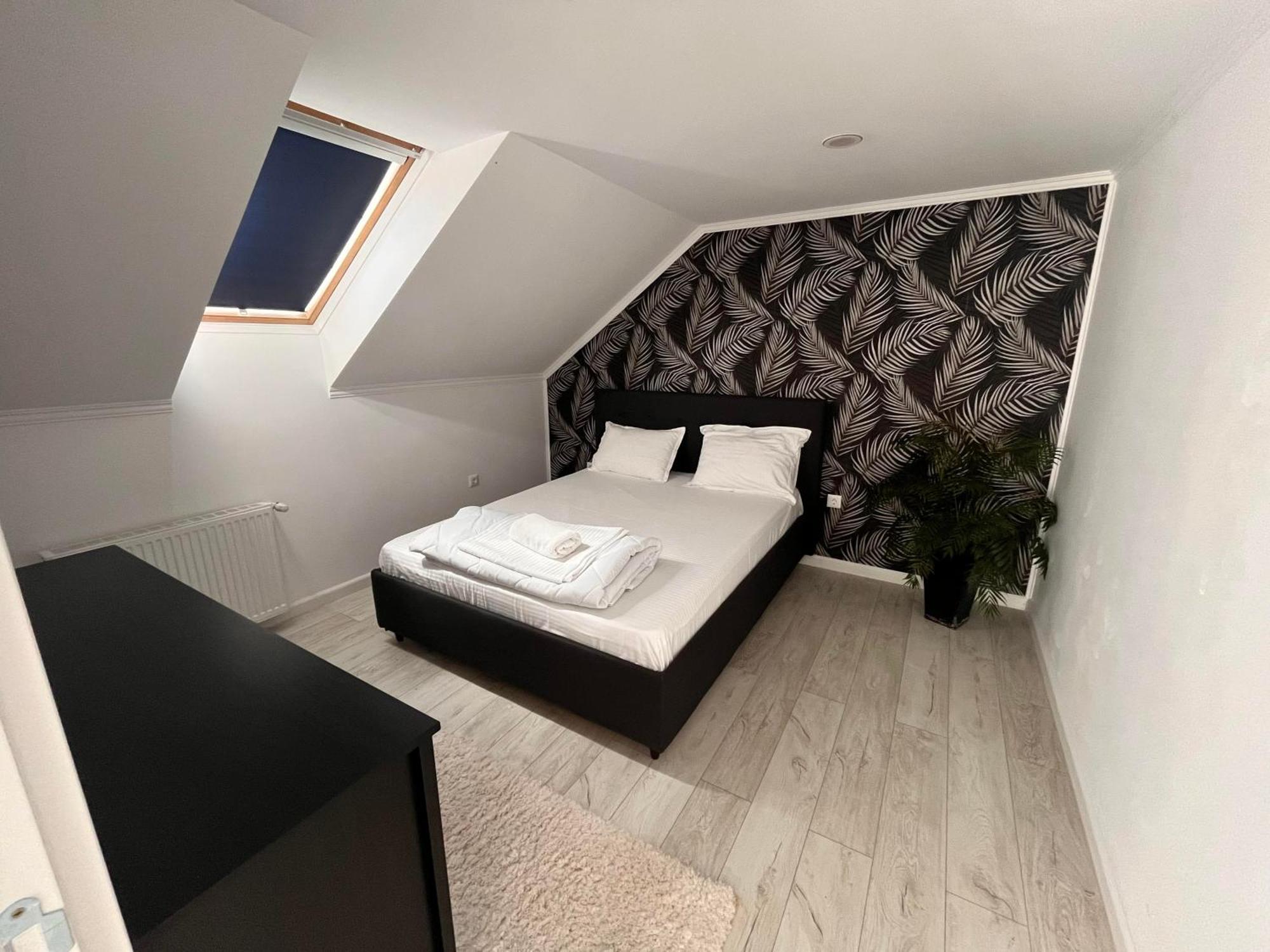 Lira Holiday Apartments Satu Mare Exterior foto